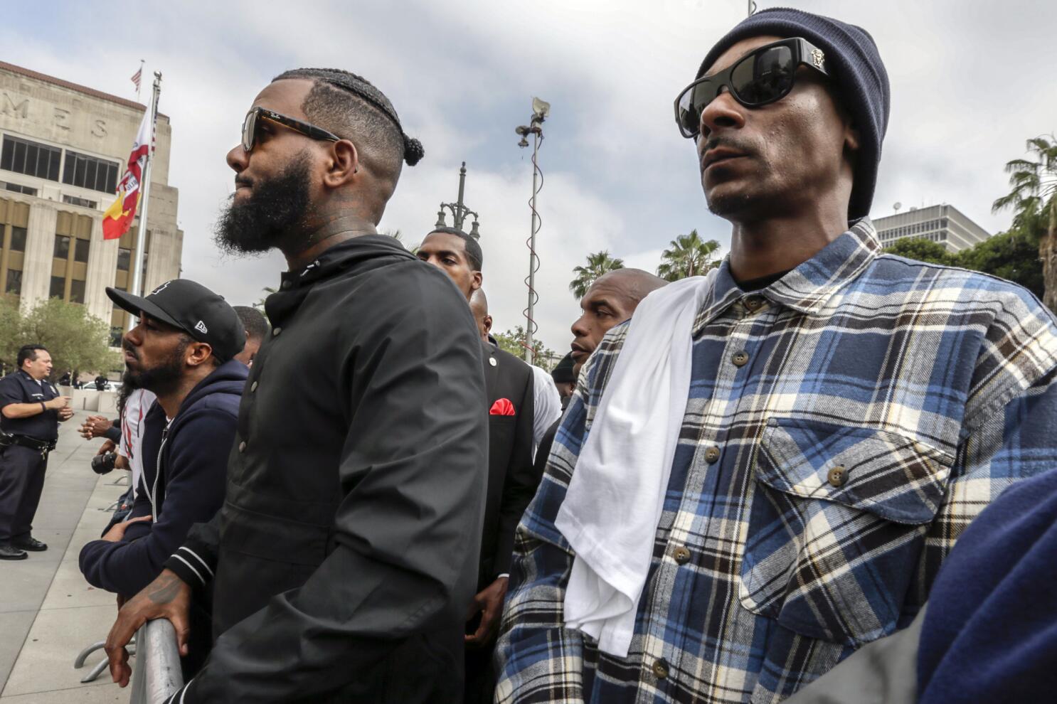 The Game meets with L.A. gangs in an effort to stop killings Los